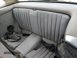 1985 Mercedes-Benz 380 z VIN WDB1070451A014424, wystawiony jako Copart lot #72587724 z przebiegiem 105 926 mil mil oraz Tytuł czysty. Historia ofert i sprzedaży dostępna na DreamBid. Obrazek 10.