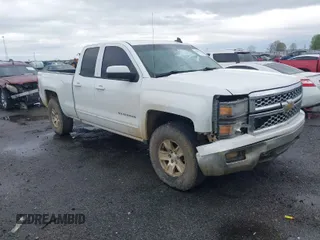 2015 Chevrolet Silverado 1500 LT with VIN 1GCVKRECXFZ212075, listed as a IAAI auction lot 41936683 with 205,069 mi miles. Bid and sale history available at carsss.com. Image 1.