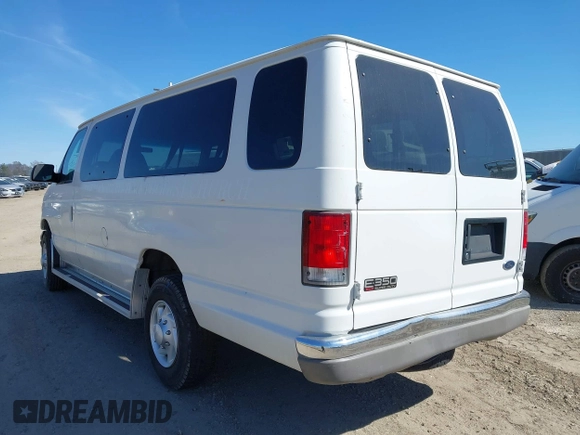1999 Ford Econoline Passenger XL with VIN 1FBSS31S6XHA91229, listed as a IAAI auction lot 41398761 with 86,181 mi miles and . Bid and sale history available at DreamBid. Image 3.