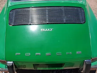 1971 Porsche 911 z VIN 9111100473, wystawiony jako Copart lot #60853765 z przebiegiem 79 342 mil mil oraz Szkoda całkowita • Salvage title. Historia ofert i sprzedaży dostępna na DreamBid. Obrazek 11.