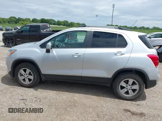 2021 Chevrolet Trax LT с VIN KL7CJPSB8MB305061, выставлен на аукционе IAAI как лот 42355379 с пробегом 130 885 миль миль и . История ставок и продаж доступна на DreamBid. Изображение 14.