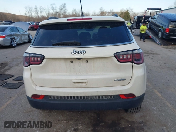 2018 Jeep Compass Latitude with VIN 3C4NJCBB2JT108465, listed as a IAAI auction lot 41833695 with 162,983 mi miles and . Bid and sale history available at DreamBid. Image 16.