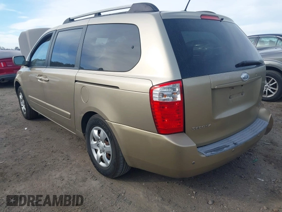 2009 Kia Sedona LX with VIN KNDMB233X96271235, listed as a IAAI auction lot 41681472 with 108,278 mi miles. Bid and sale history available at carsss.com. Image 3.