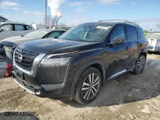 2022 Nissan Pathfinder Platinum with VIN 5N1DR3DK3NC204748, listed as a Copart auction lot 42362945 with 38,637 mi miles and Salvage Title. Bid and sale history available at carsss.com. Image 1.
