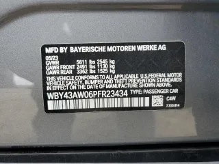 2023 BMW i4 eDrive35 z VIN WBY43AW06PFR23434, wystawiony jako Copart lot #54530055 z przebiegiem 16 920 mil mil oraz Szkody całkowita. Historia ofert i sprzedaży dostępna na DreamBid. Obrazek 12.