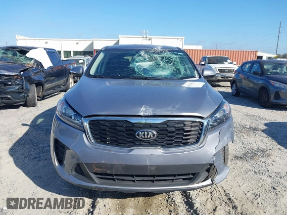 2020 Kia Sorento LX with VIN 5XYPG4A36LG698767, listed as a IAAI auction lot 40711932 with 38,979 mi miles. Bid and sale history available at carsss.com. Image 12.