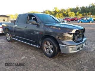 2015 Ram 1500 Big Horn z VIN 1C6RR7TM5FS603888, wystawiony jako IAAI lot #40528373 z przebiegiem Nie podano mil oraz . Historia ofert i sprzedaży dostępna na DreamBid. Obrazek 1.