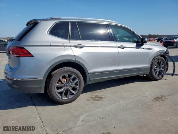2022 Volkswagen Tiguan SE with VIN 3VV3B7AX1NM007962, listed as a Copart auction lot 46371495 with 65,239 mi miles and Salvage Title. Bid and sale history available at carsss.com. Image 3.