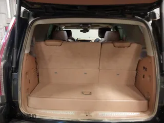 2015 Cadillac Escalade Platinum with VIN 1GYS4PKJ9FR745825, listed as a IAAI auction lot 41201715 with 133,363 mi miles. Bid and sale history available at carsss.com. Image 12.