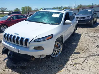 2014 Jeep Cherokee Limited with VIN 1C4PJLDS9EW163565, listed as a IAAI auction lot 42033048 with 183,048 mi miles. Bid and sale history available at carsss.com. Image 18.