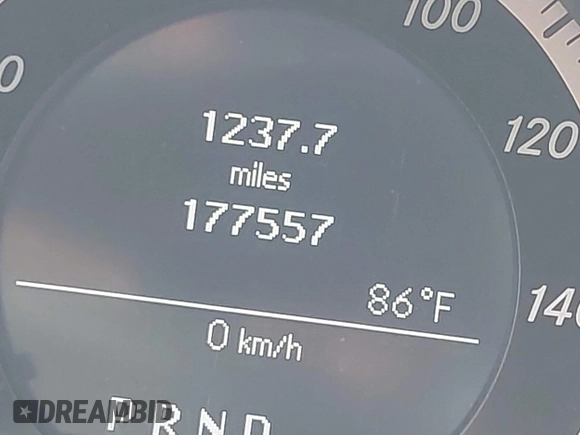 2010 Mercedes-Benz E 550 with VIN WDDKJ7CB9AF037399, listed as a IAAI auction lot 42108170 with 177,557 mi miles and . Bid and sale history available at DreamBid. Image 7.