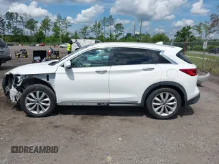 2019 Infiniti QX50 Essential z VIN 3PCAJ5M12KF108142, wystawiony jako IAAI lot #42602327 z przebiegiem 71 575 mil mil oraz . Historia ofert i sprzedaży dostępna na DreamBid. Obrazek 15.