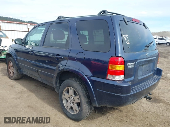 2004 Ford Escape Limited with VIN 1FMCU94144KB50837, listed as a IAAI auction lot 41830815 with 181,729 mi miles. Bid and sale history available at carsss.com. Image 3.