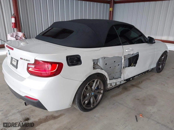 2015 BMW 2 Series M235i with VIN WBA1M1C53FV393300, listed as a IAAI auction lot 41926019 with 180,949 mi miles. Bid and sale history available at carsss.com. Image 4.