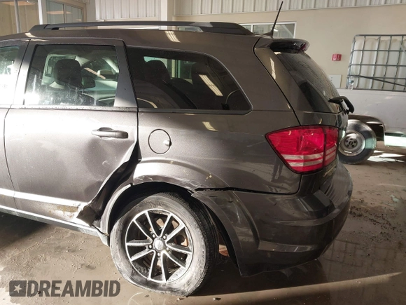 2018 Dodge Journey SE with VIN 3C4PDCAB1JT519745, listed as a IAAI auction lot 41366307 with 131,436 mi miles. Bid and sale history available at carsss.com. Image 6.