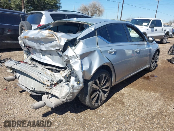 2022 Nissan Altima SR z VIN 1N4BL4CV4NN419547, wystawiony jako IAAI lot #41651392 z przebiegiem 44 429 mil mil oraz . Historia ofert i sprzedaży dostępna na DreamBid. Obrazek 4.