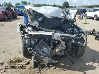 2016 Chevrolet Camaro 2LT z VIN 1G1FD3DS1G0161231, wystawiony jako Copart lot #65460884 z przebiegiem Nie podano mil oraz Szkoda całkowita • Salvage title. Historia ofert i sprzedaży dostępna na DreamBid. Obrazek 5.