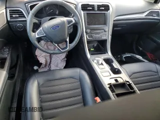 2017 Ford Fusion SE with VIN 3FA6P0HD2HR179365, listed as a Copart auction lot 48155574 with 124,138 mi miles and Non Repairable. Bid and sale history available at DreamBid. Image 8.