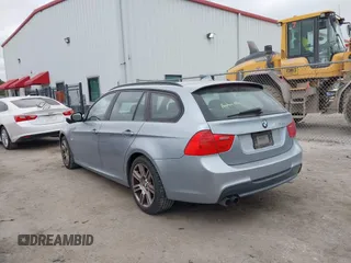 2012 BMW 3 Series 328i xDrive with VIN WBAUU3C5XCA543155, listed as a IAAI auction lot 42055373 with 192,198 mi miles and . Bid and sale history available at DreamBid. Image 14.
