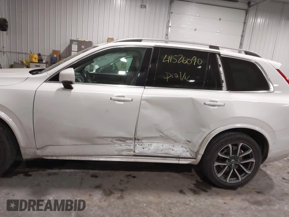 2016 Volvo XC90 T6 Momentum with VIN YV4A22PK6G1088555, listed as a IAAI auction lot 41526090 with 99,877 mi miles. Bid and sale history available at carsss.com. Image 6.