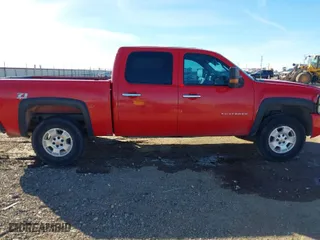 2010 Chevrolet Silverado 1500 LT with VIN 3GCRKSE3XAG193786, listed as a IAAI auction lot 41498612 with 165,465 mi miles. Bid and sale history available at carsss.com. Image 13.