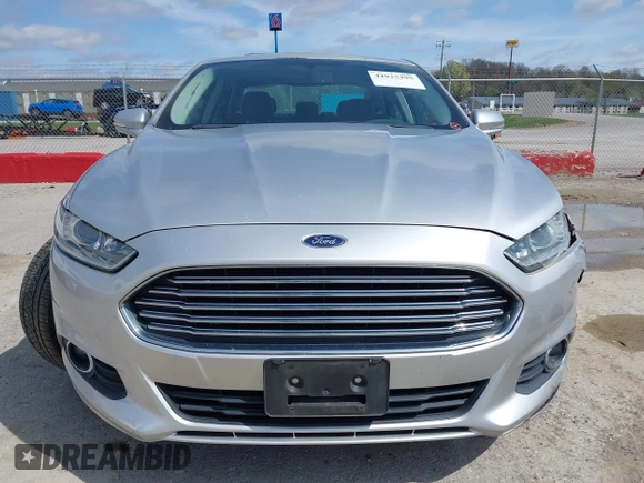2013 Ford Fusion SE with VIN 3FA6P0HR6DR247396, listed as a IAAI auction lot 41925395 with 111,230 mi miles. Bid and sale history available at carsss.com. Image 11.
