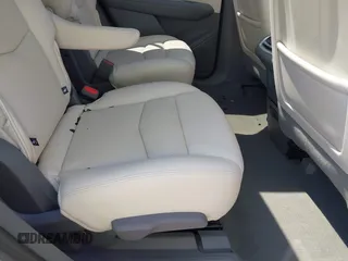 2024 Cadillac XT6 FWD Premium Luxury с VIN 1GYKPCRS0RZ700856, выставлен на аукционе IAAI как лот 41853450 с пробегом 6 507 миль миль и . История ставок и продаж доступна на DreamBid. Изображение 8.