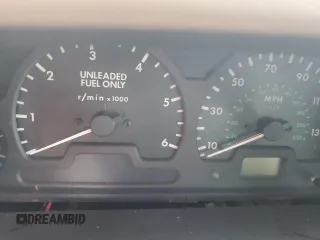 1999 Land Rover Discovery z VIN SALTY1245XA222879, wystawiony jako Copart lot #74222444 z przebiegiem Nie podano mil oraz Nie do naprawy. Historia ofert i sprzedaży dostępna na DreamBid. Obrazek 9.