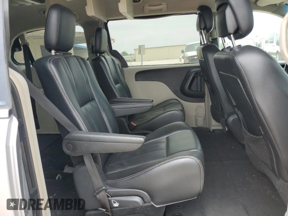 2014 Chrysler Town & Country Touring with VIN 2C4RC1BGXER293739, listed as a Copart auction lot 55531885 with 209,867 mi miles and Clean Title. Bid and sale history available at carsss.com. Image 11.