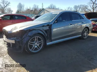 2015 Mercedes-Benz E-Class E 350 Luxury with VIN WDDHF8JB1FB119095, listed as a Copart auction lot 88772445 with 81,429 mi miles and Salvage Title. Bid and sale history available at carsss.com. Image 1.
