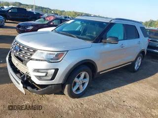 2016 Ford Explorer XLT with VIN 1FM5K8DH2GGC55289, listed as a IAAI auction lot 40302783 with 213,433 mi miles and . Bid and sale history available at DreamBid. Image 17.