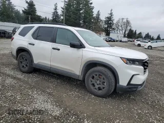 2023 Honda Pilot TrailSport with VIN 5FNYG1H64PB034788, listed as a Copart auction lot 87925275 with 17,167 mi miles and Salvage Title. Bid and sale history available at carsss.com. Image 4.