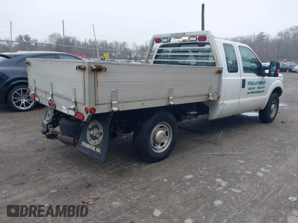 2014 Ford F-250 XL with VIN 1FT7X2A65EEA40254, listed as a IAAI auction lot 41720384 with 286,838 mi miles and . Bid and sale history available at DreamBid. Image 4.