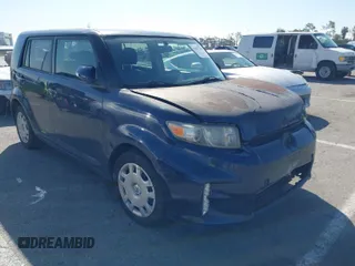 2015 Scion xB with VIN JTLZE4FE0FJ073685, listed as a IAAI auction lot 41857526 with 146,899 mi miles. Bid and sale history available at carsss.com. Image 1.