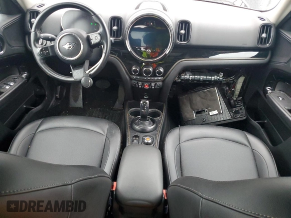 2022 MINI Countryman Cooper z VIN WMZ23BR04N3N59815, wystawiony jako Copart lot #57962985 z przebiegiem 55 589 mil mil oraz Czysty tytuł • Clean title. Historia ofert i sprzedaży dostępna na DreamBid. Obrazek 8.