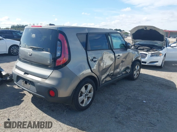 2018 Kia Soul with VIN KNDJN2A24J7522799, listed as a IAAI auction lot 41144225 with 46,459 mi miles. Bid and sale history available at carsss.com. Image 4.