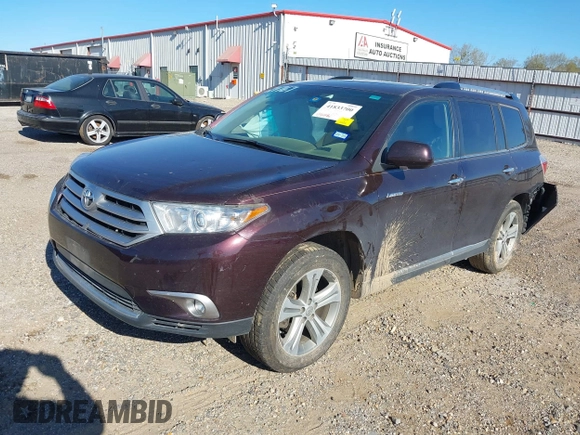 2012 Toyota Highlander Limited with VIN 5TDDK3EH2CS095433, listed as a IAAI auction lot 41833700 with 118,446 mi miles. Bid and sale history available at carsss.com. Image 23.