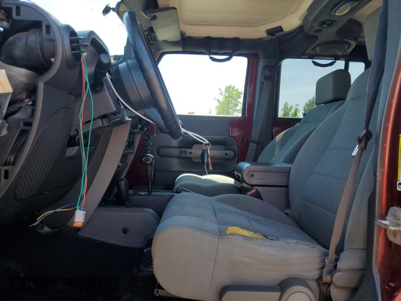 2007 Jeep Wrangler Unlimited Sahara with VIN 1J4GA59187L186314, listed as a Copart auction lot 55437405 with 228,177 mi miles and Clean title. Bid and sale history available at DreamBid. Image 7.