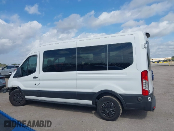 2019 Ford Transit Passenger XL with VIN 1FBAX2CM4KKB54426, listed as a IAAI auction lot 41579139 with 103,337 mi miles. Bid and sale history available at carsss.com. Image 15.