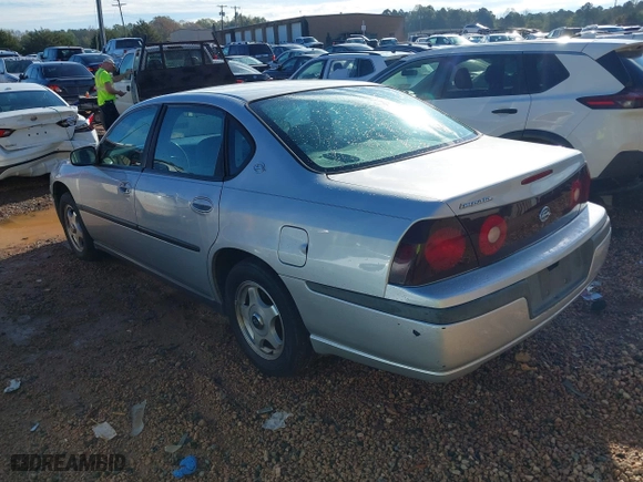 2003 Chevrolet Impala with VIN 2G1WF52E139418374, listed as a IAAI auction lot 40783943 with 256,333 mi miles. Bid and sale history available at carsss.com. Image 3.