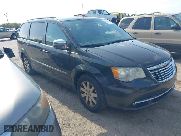 2011 Chrysler Town & Country Touring-L with VIN 2A4RR8DG4BR784138, listed as a IAAI auction lot 42124052 with 105,645 mi miles. Bid and sale history available at carsss.com. Image 1.