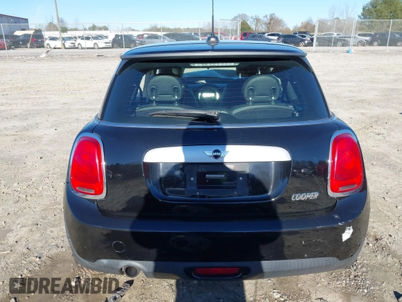 2014 MINI Hardtop with VIN WMWXM5C51ET972099, listed as a IAAI auction lot 41595497 with 113,496 mi miles and . Bid and sale history available at DreamBid. Image 16.
