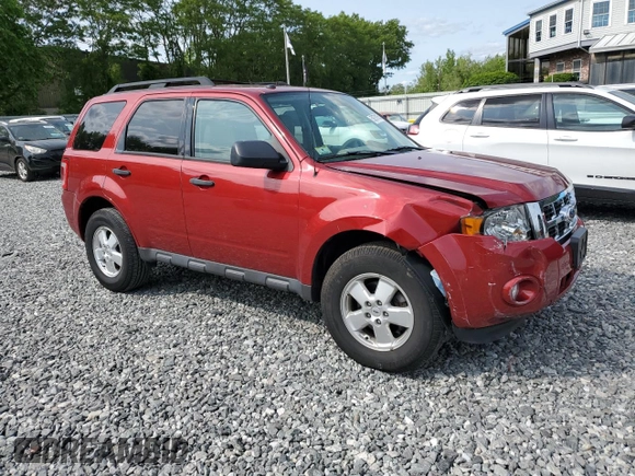 2012 Ford Escape XLT z VIN 1FMCU9D78CKC48403, wystawiony jako Copart lot #59278185 z przebiegiem 83 487 mil mil oraz Czysty tytuł • Clean title. Historia ofert i sprzedaży dostępna na DreamBid. Obrazek 4.