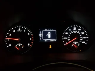2016 Kia Sorento EX with VIN 5XYPHDA18GG015095, listed as a Copart auction lot 45168765 with 133,655 mi miles and Salvage Title. Bid and sale history available at carsss.com. Image 9.