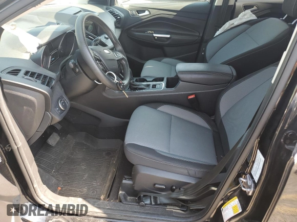 2018 Ford Escape SE z VIN 1FMCU9GD3JUA78244, wystawiony jako Copart lot #59508955 z przebiegiem 108 273 mil mil oraz Szkoda całkowita • Salvage title. Historia ofert i sprzedaży dostępna na DreamBid. Obrazek 7.