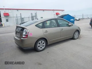 2007 Toyota Prius with VIN JTDKB20U777589888, listed as a IAAI auction lot 41870677 with 251,590 mi miles. Bid and sale history available at carsss.com. Image 4.