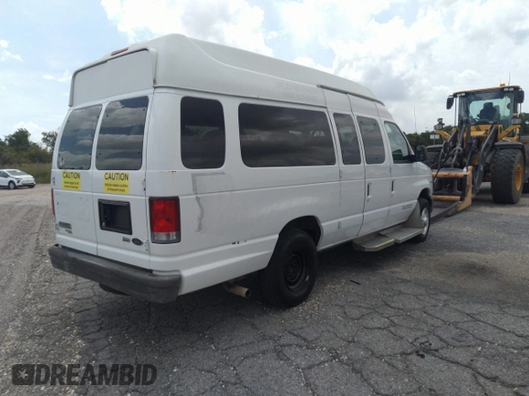 2013 Ford Econoline Cargo Super Duty Commercial with VIN 1FTDS3EL3DDB18106, listed as a IAAI auction lot 42483453 with 67,626 mi miles and . Bid and sale history available at DreamBid. Image 4.