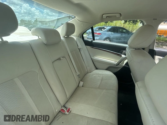 2011 Lincoln MKZ Hybrid z VIN 3LNDL2L33BR759329, wystawiony jako Copart lot #60902525 z przebiegiem 131 927 mil mil oraz Czysty tytuł • Clean title. Historia ofert i sprzedaży dostępna na DreamBid. Obrazek 6.