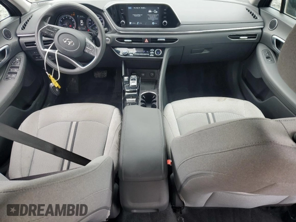 2020 Hyundai Sonata SEL z VIN 5NPEL4JA7LH046296, wystawiony jako Copart lot #57030185 z przebiegiem 42 908 mil mil oraz Szkoda całkowita • Salvage title. Historia ofert i sprzedaży dostępna na DreamBid. Obrazek 8.