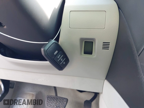 2011 Lexus RX 350 with VIN 2T2ZK1BA3BC050974, listed as a IAAI auction lot 41953000 with 152,933 mi miles and . Bid and sale history available at DreamBid. Image 11.